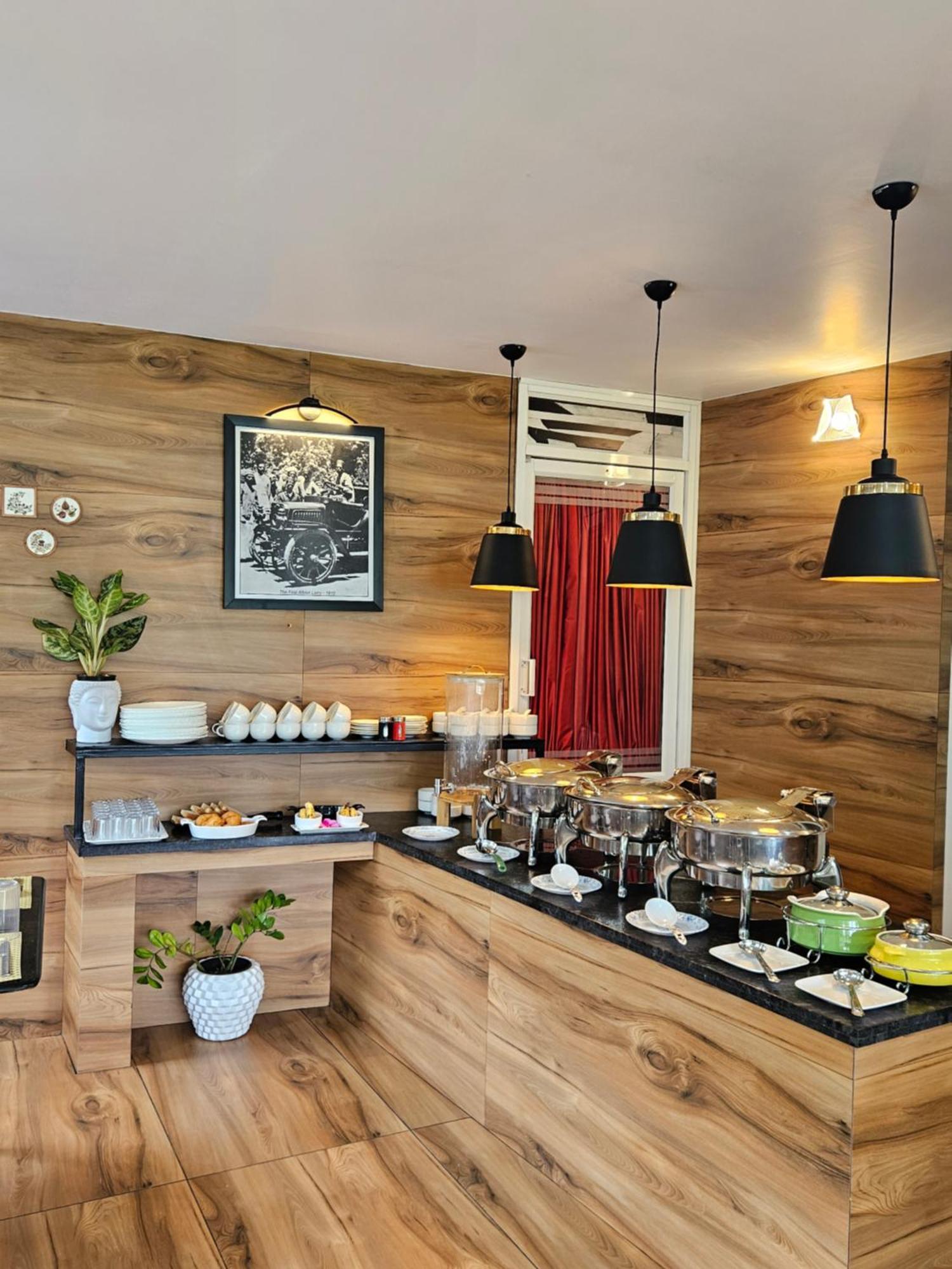 S & B Dreams House Lägenhet Munnar Exteriör bild